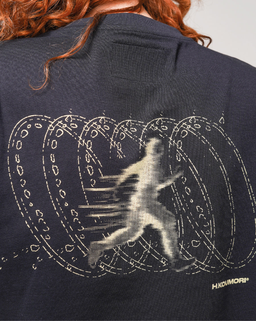 Camiseta Boulder Running Motion para mujer, color negro