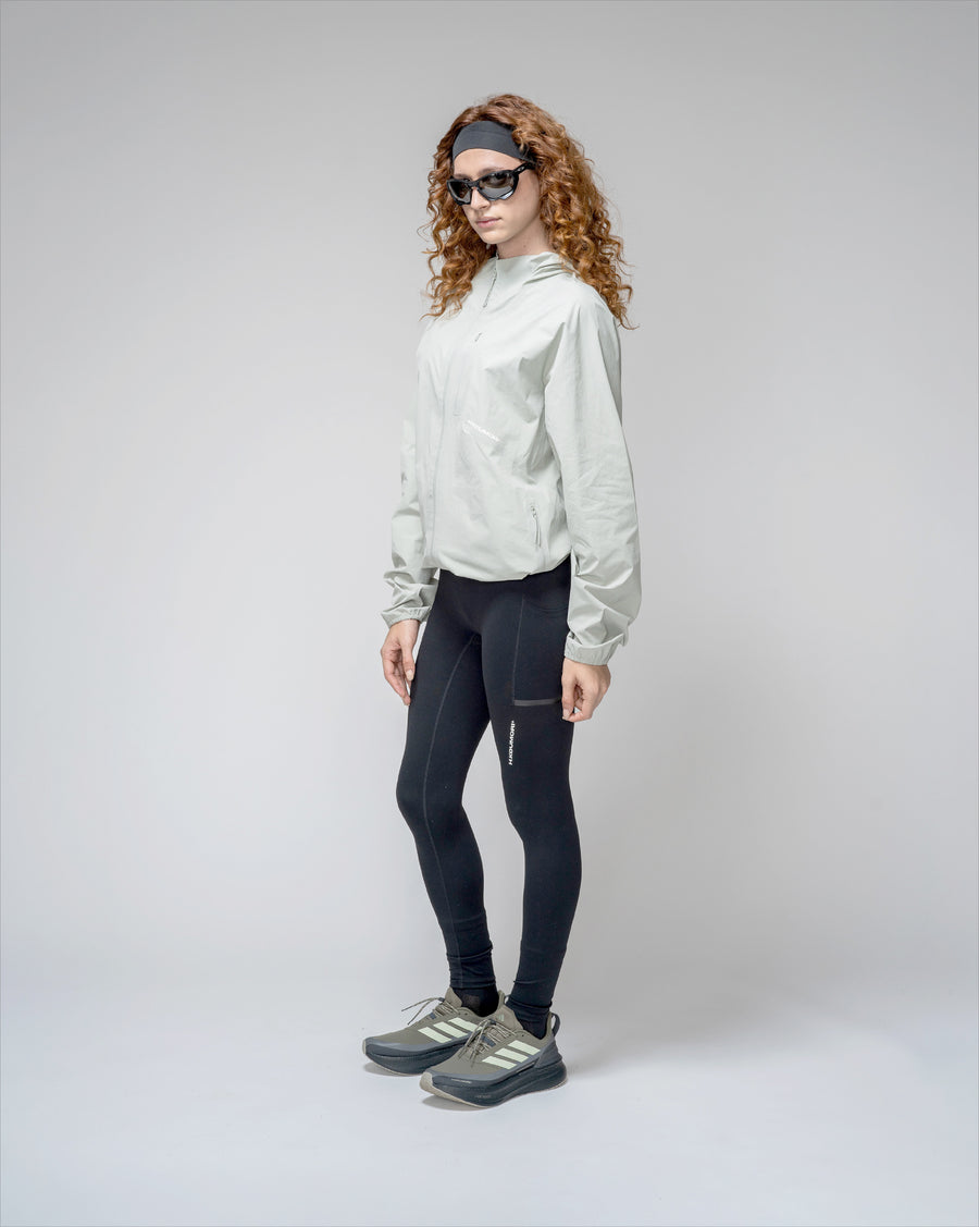 Chaqueta cortavientos de té