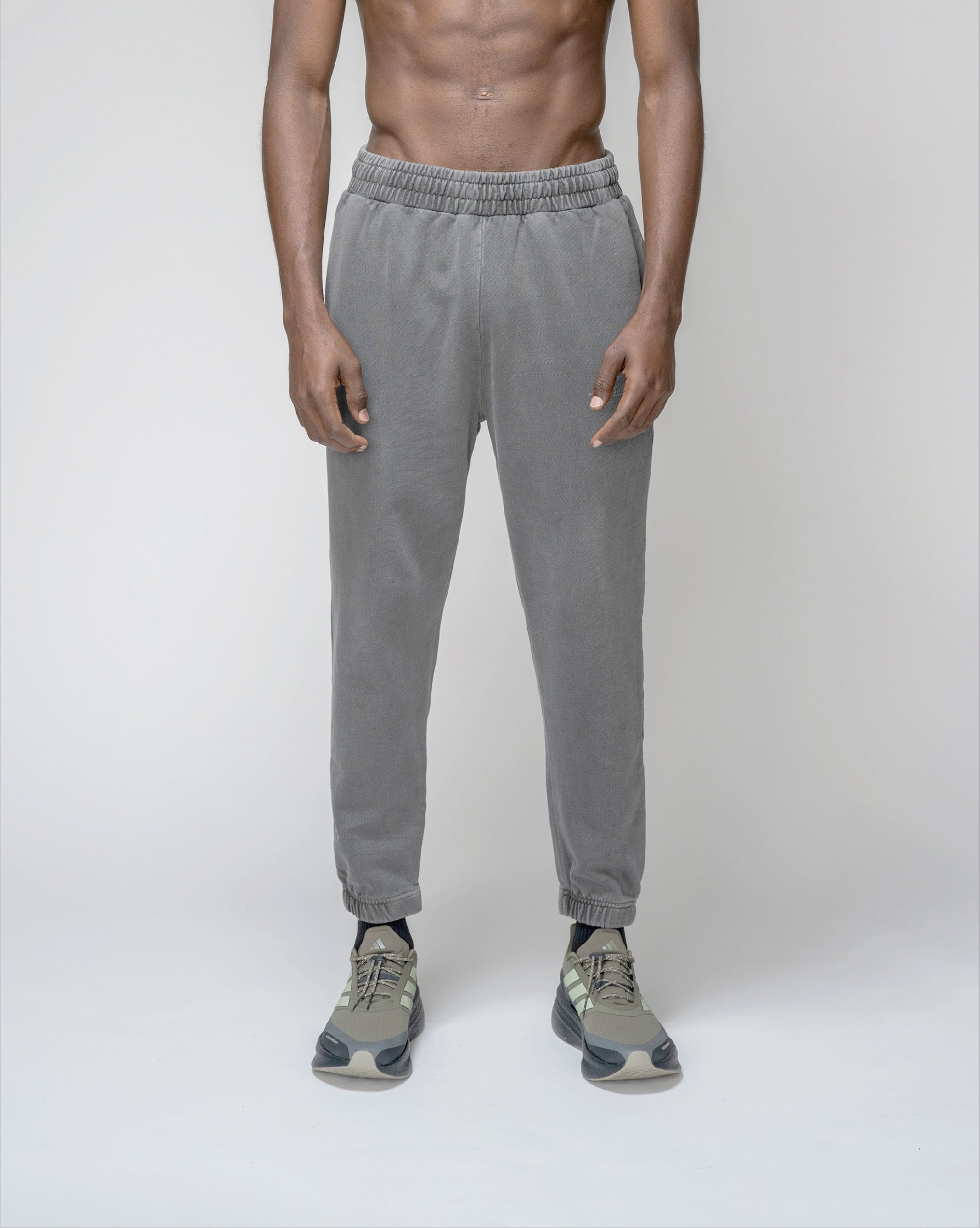 Joggers Atléticos de México Negro Teñido en Prenda